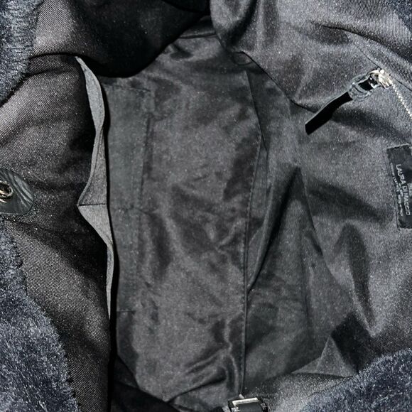 LAURA DI MAGGIO patent crinkled and Shearling hand bag Black color. - Picture 10 of 12